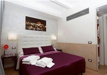 Vatican Apartment *